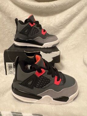 Jordan 4 Retro Infrared (TD) toddler sneakers